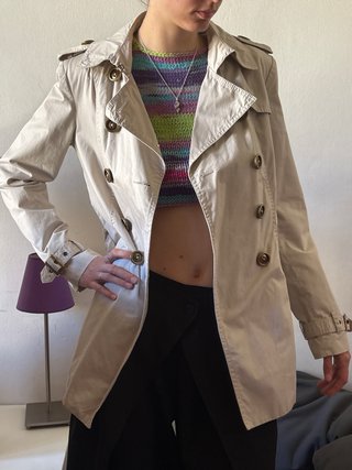Gabardina Stradivarius Beige