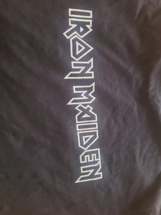 Camiseta Iron Maiden Negra
