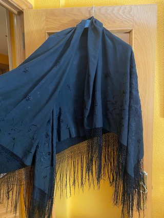 Mantón de Manila Negro Siglo XIX