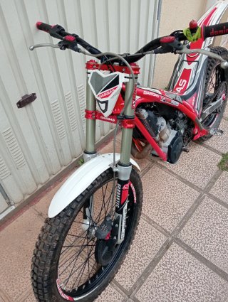 Gas Gas 300 Trial Roja y Blanca