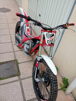 Gas Gas 300 Trial Roja y Blanca