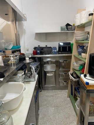TRASPASO DE LOCAL DE HOSTELERÍA TOTALMENTE EQUIPAD