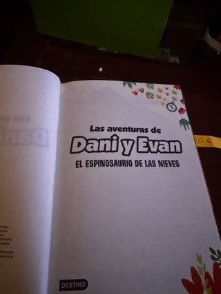 Las aventuras de Dani y Evan 9. El espinosaurio...