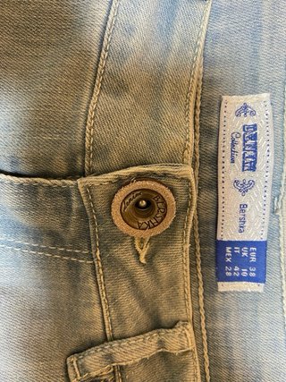 Shorts vaqueros desgastados