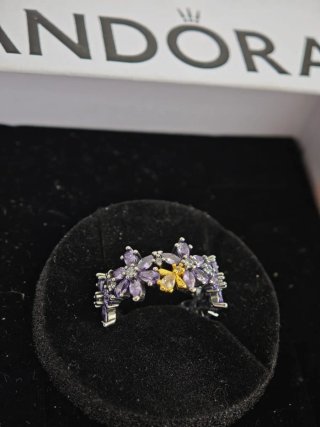 Anillo Pandora Colección Bridgerton
