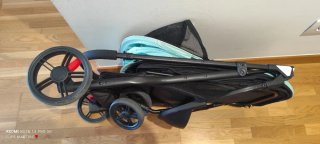 Carro plegable para mascotas negro y verde