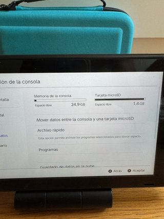 Nintendo Switch + 3 giochi e custodia