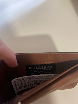 Cartera Pull&Bear camuflaje y marrón