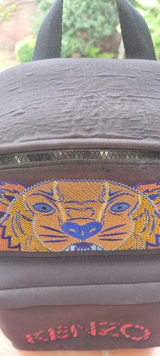 Mochila Kenzo Negra con Tigre Multicolor