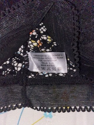Top de encaje negro