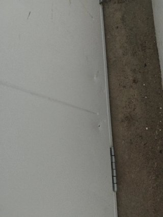 Puerta blindada blanca