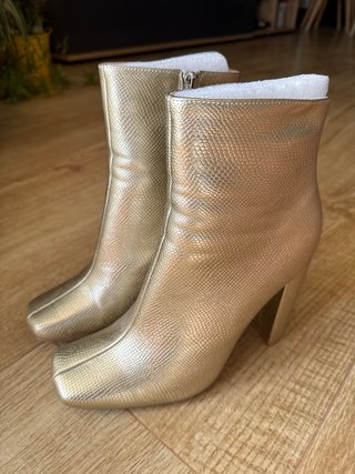 Botines dorados de cuero mujer
