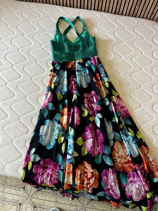 Vestido largo estampado floral verde