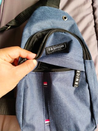 Bandolera cruzada azul