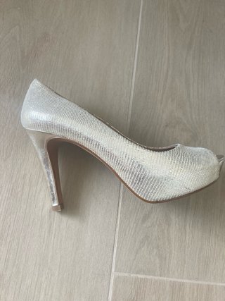 Zapatos de tacón Estefania Marco color champán