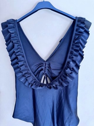 Bañador negro volantes talla M