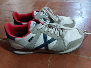 Munich Bambas Beige y Rojo Talla 42