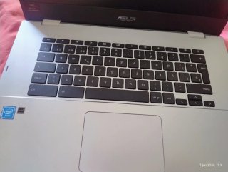 ASUS Chromebook CX1 (CX1500) Plata