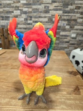 Loro Parlanchín Peluche