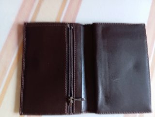 Carteras Billeteras Beige y Negra