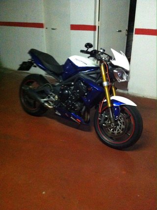 Triumph Street Triple 675 Azul/Blanco/Negro