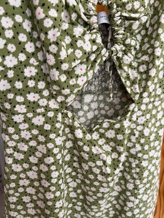 Vestido midi Zara floral
