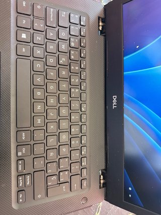 Dell Vostro 3490 para piezas o reparación