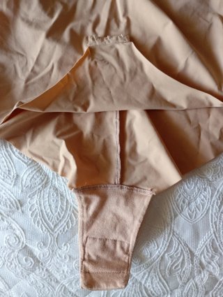 Body Ivette Beige con Sujetador