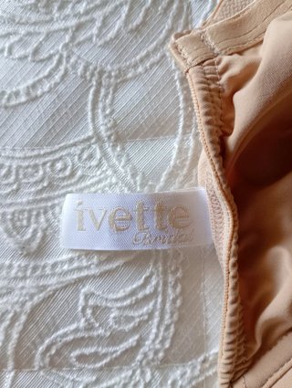 Body Ivette Beige con Sujetador