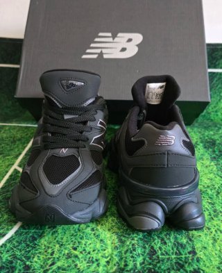New Balance 9060 Zapatillas Negras/Grises