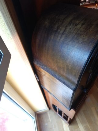 Radio Philips Capilla Modelo 634