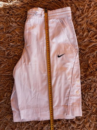 Nike 90s baggy shorts pink