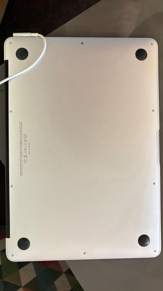 MacBook Air 11 + cargador MagSafe