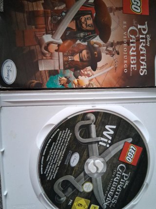 Lego Piratas del Caribe Wii