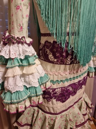 Vestido de Flamenca Verde y Morado