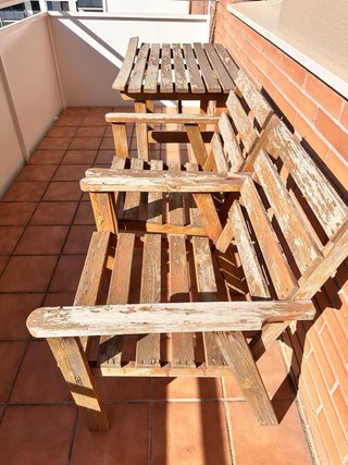 Mesa de madera + 2 sillas exterior para restaurar