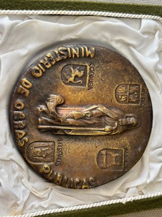 Medalla Embalse de Iznájar 1969 + Libreto oficial