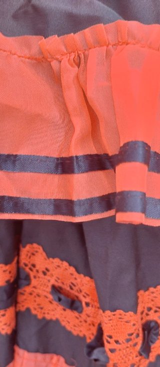 Traje Flamenca Negro y Coral Talla 40/42