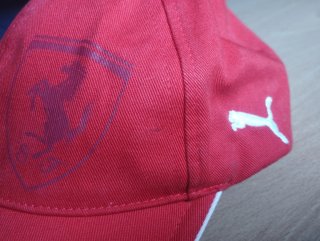 Gorra Ferrari Puma Roja