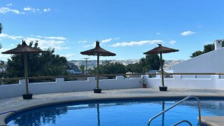 Pérgolas, sombrillas y sombrajes a medida