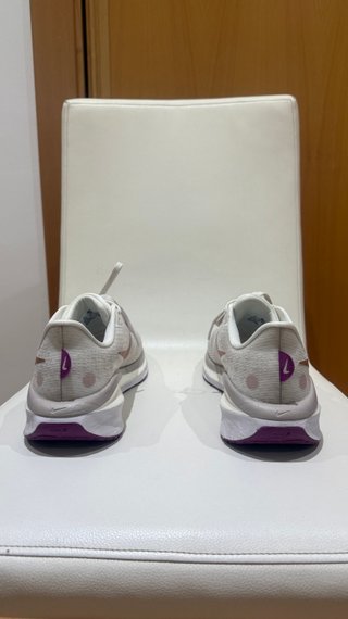 Zapatillas Nike Vomero 17 WOMAN