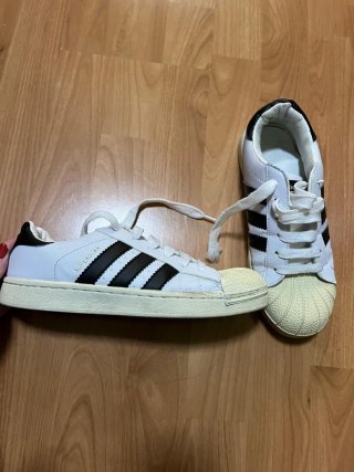 Zapatillas Adidas Superstar Blancas y Negras