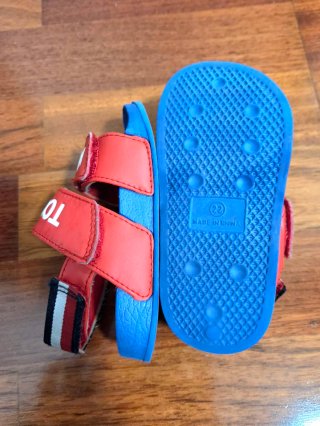 Sandalias Tommy Hilfiger Azul Rojo Niño Talla 22
