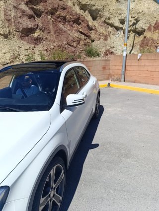 Mercedes-Benz GLA 2014