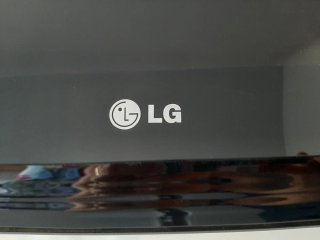 Televisor LG Negro para pared