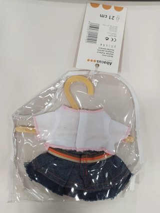 Set di 4 vestiti per bambola