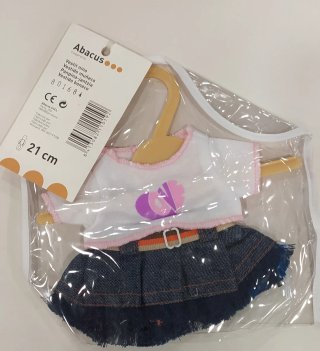 Set di 4 vestiti per bambola