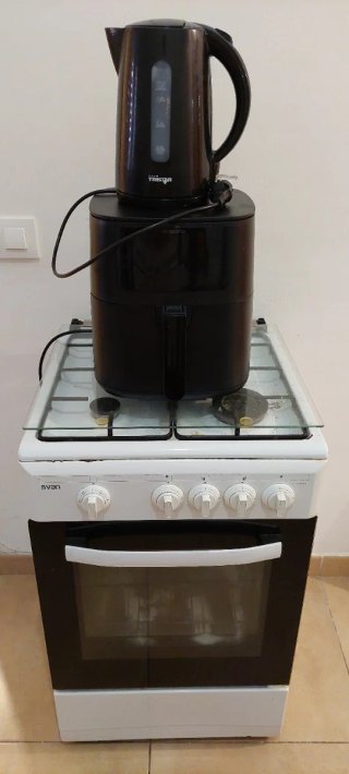 Cocina de gas Svan blanca