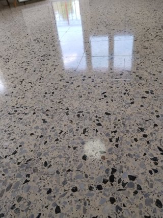 Alquiler Pulidora de suelos (Barcelona)