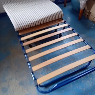 CAMA PLEGABLE CON COLCHÓN 10 EUROS, CARTAGENA